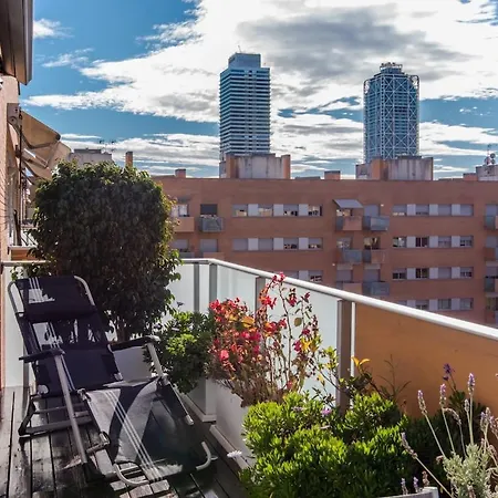 Апартаменты Glorious Sunny Penthouse Near The Барселона