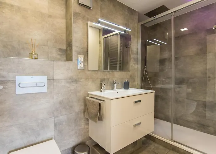 Апартаменты Glorious Sunny Penthouse Near The Барселона